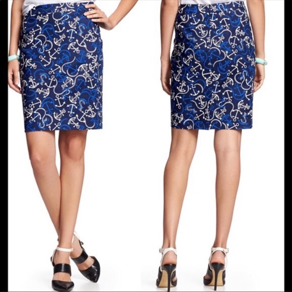 Banana Republic Dresses & Skirts - 2/$10 Banana Republic ladies Skirt Sz 6⚓️